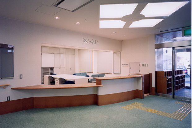 地域在宅サービスステーション 翠 玄関ホール・事務室